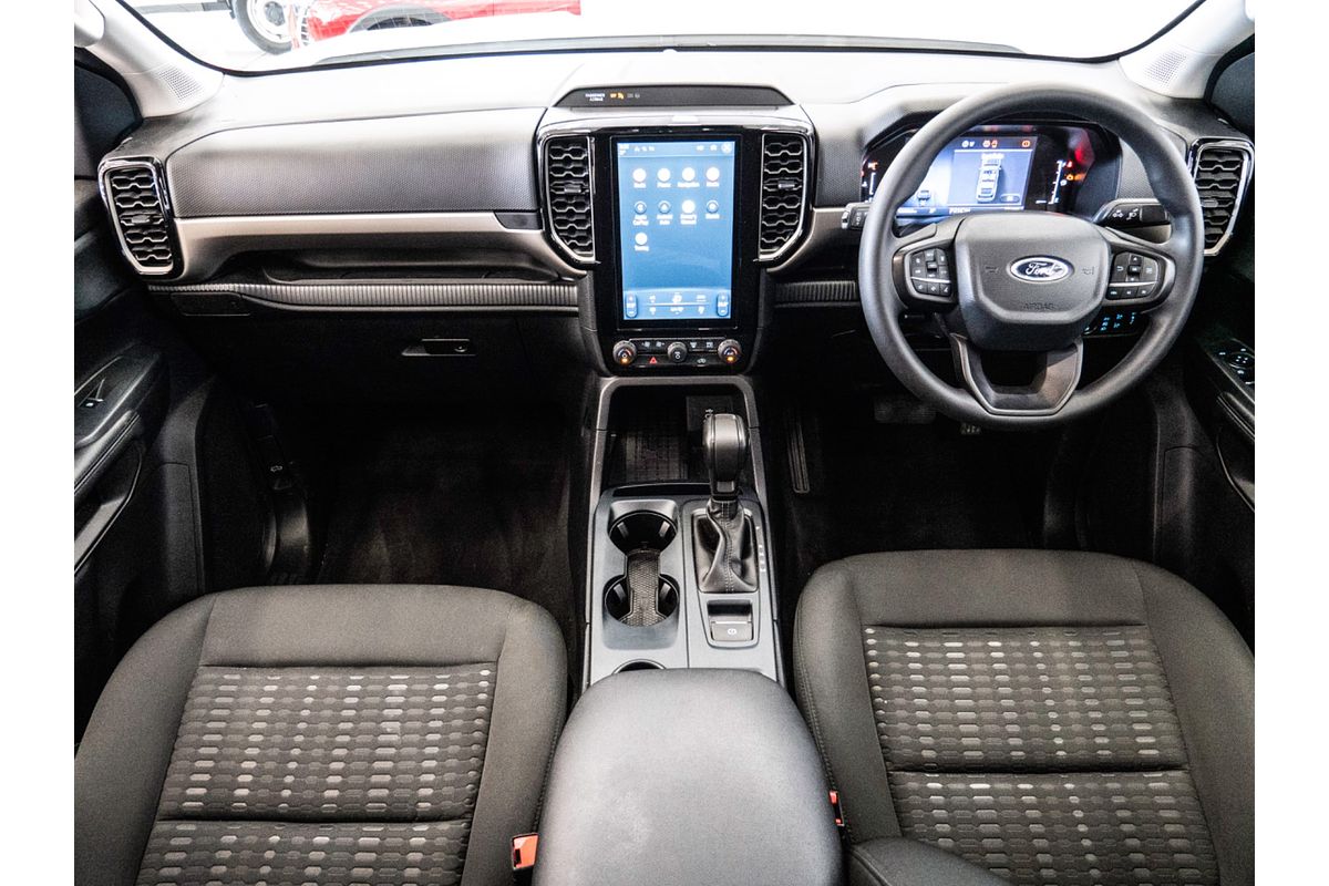 2024 Ford Everest Ambiente