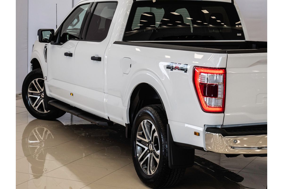 2023 Ford F-150 XLT 4X4 LWB