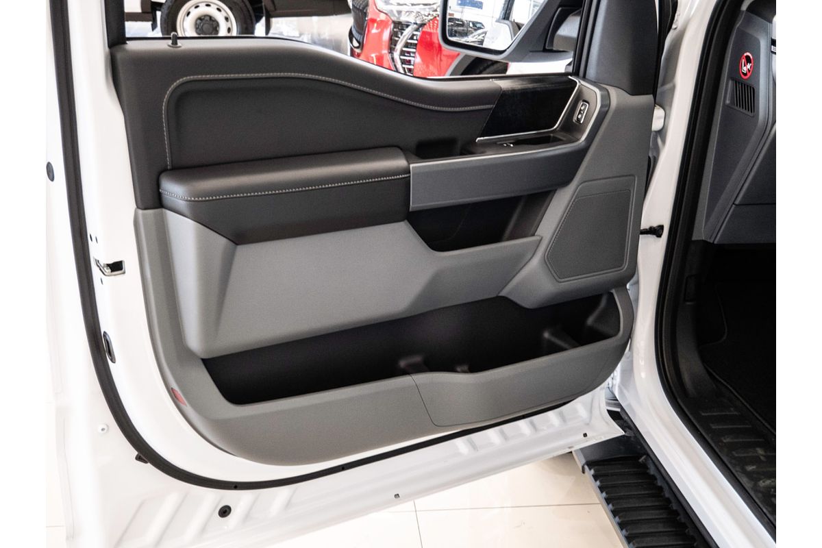 2023 Ford F-150 XLT 4X4 LWB