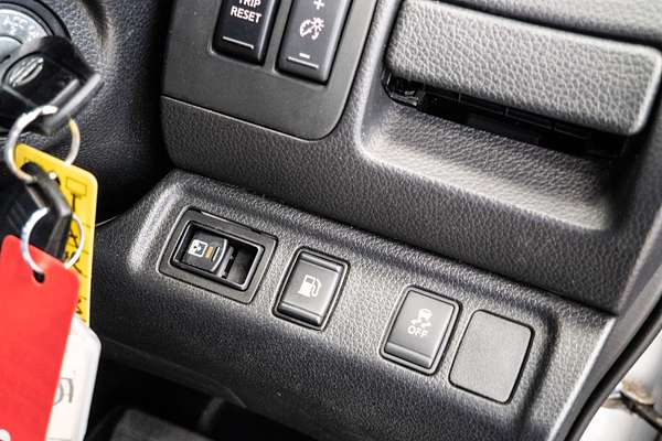 2018 Nissan Navara ST D23 Series 3 4X4
