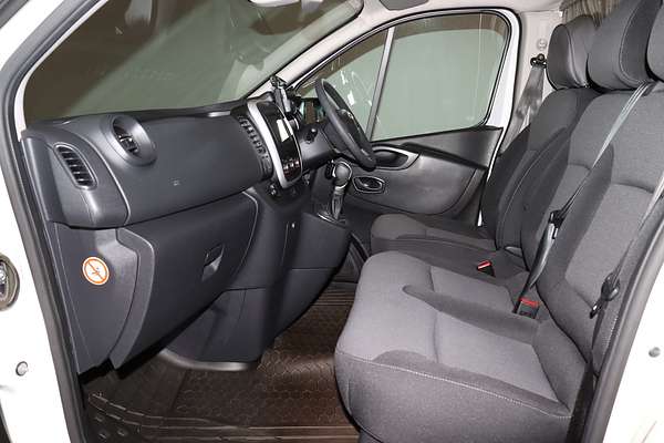 2021 Mitsubishi Express GLX SN SWB