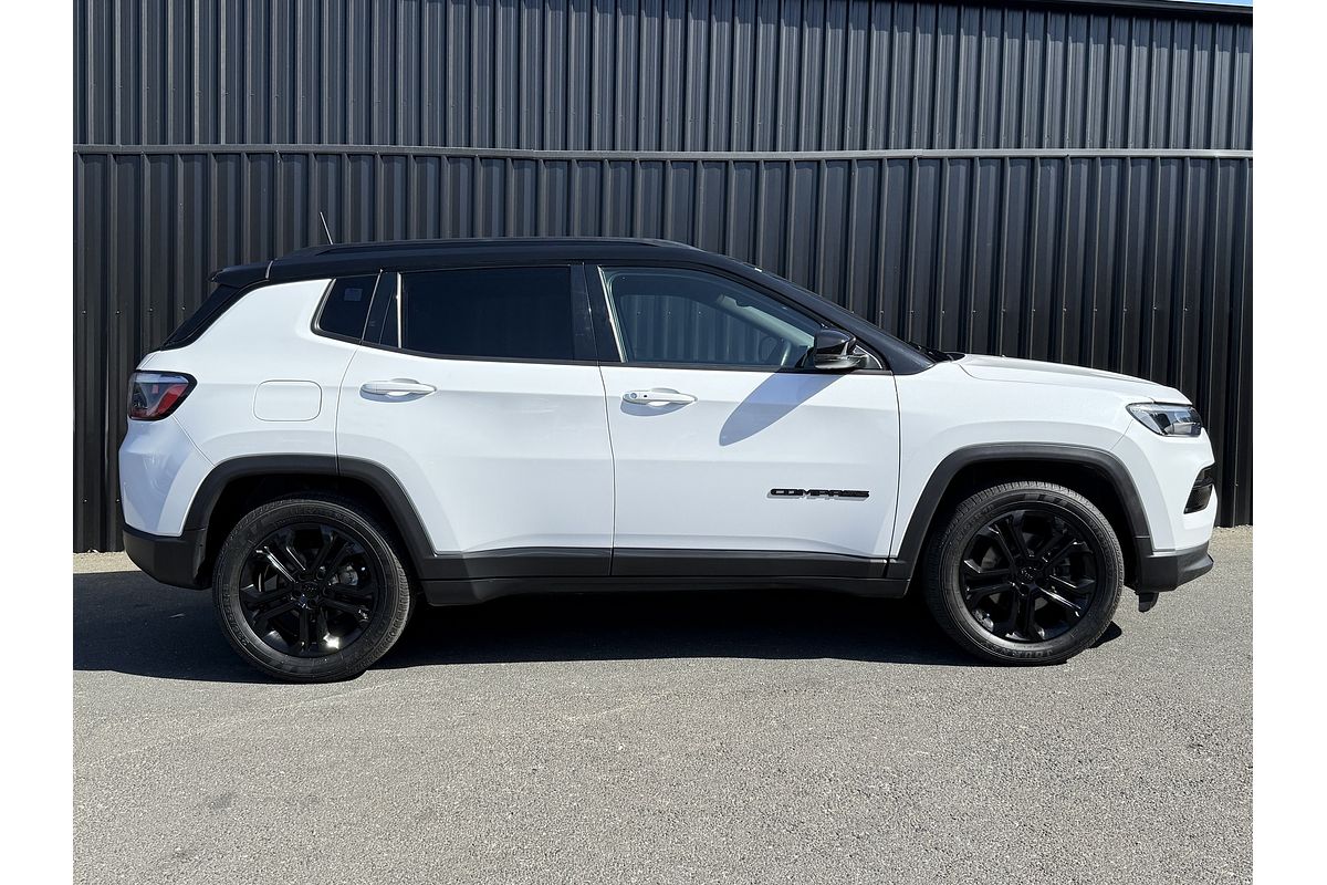 2022 Jeep Compass Night Eagle M6