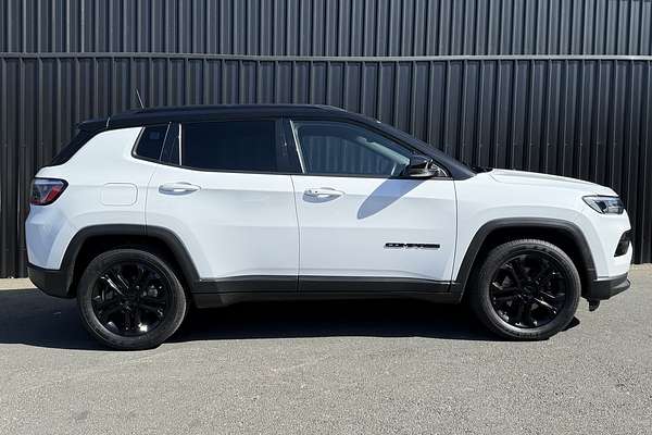2022 Jeep Compass Night Eagle M6