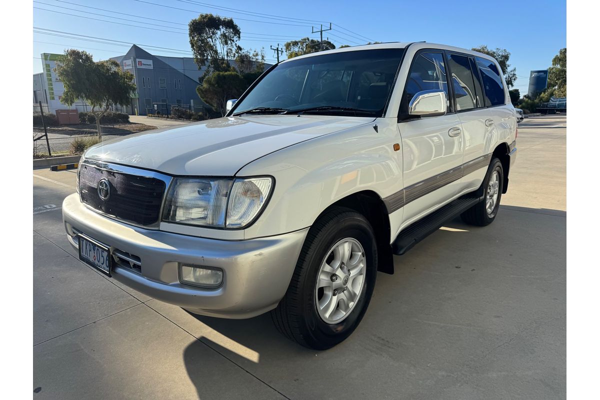 2005 Toyota Landcruiser Sahara UZJ100R