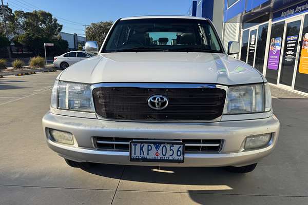 2005 Toyota Landcruiser Sahara UZJ100R