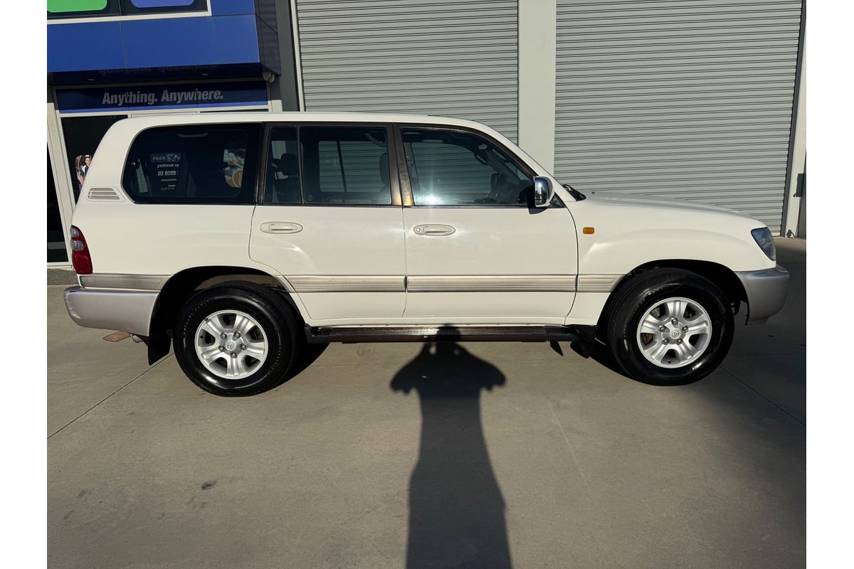 2005 Toyota Landcruiser Sahara UZJ100R