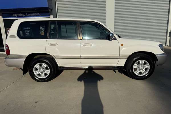 2005 Toyota Landcruiser Sahara UZJ100R