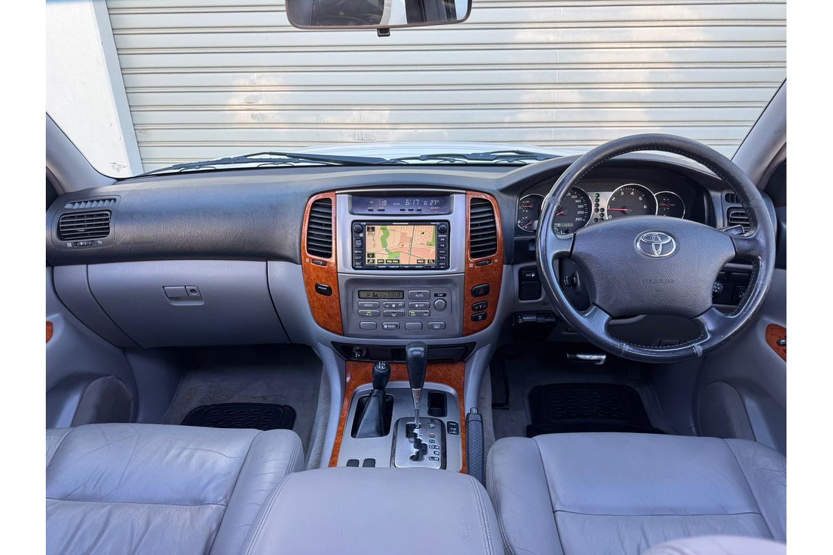 2005 Toyota Landcruiser Sahara UZJ100R