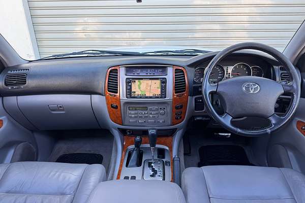 2005 Toyota Landcruiser Sahara UZJ100R