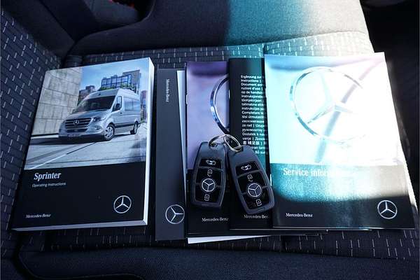 2022 Mercedes-Benz Sprinter 315CDI VS30