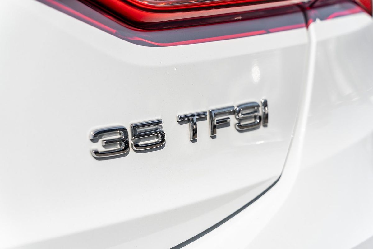 2022 Audi Q3 35 TFSI S Line F3