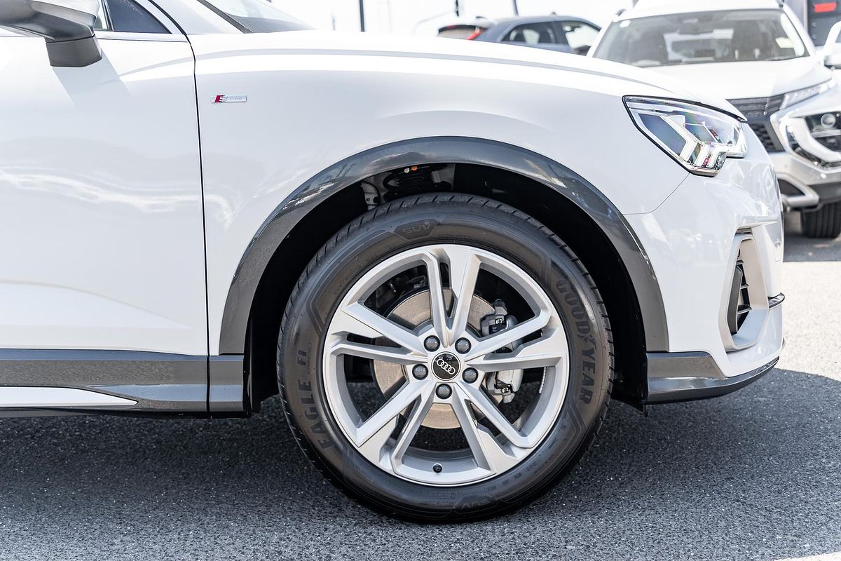 2022 Audi Q3 35 TFSI S Line F3