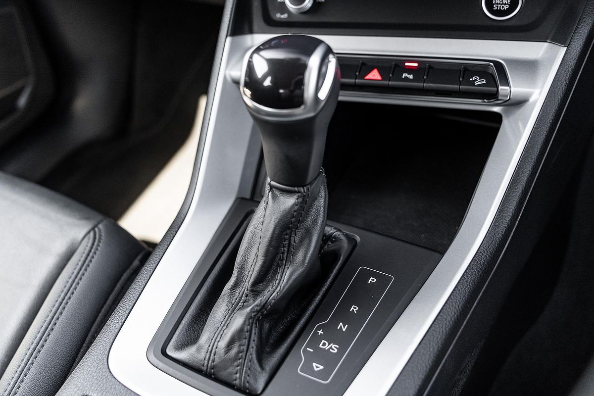 2022 Audi Q3 35 TFSI S Line F3