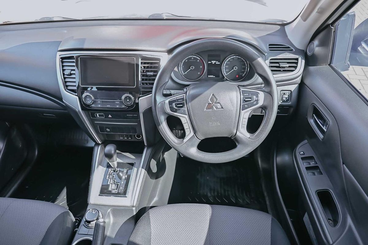 2019 Mitsubishi Triton GLX+ MR 4X4