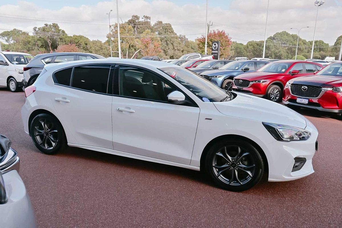 2019 Ford Focus ST-Line SA