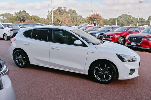 2019 Ford Focus ST-Line SA