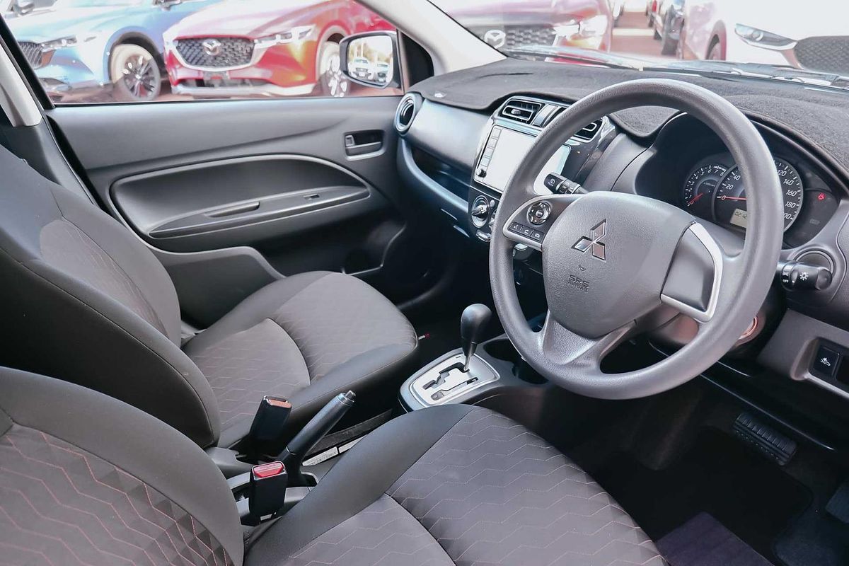 2021 Mitsubishi Mirage ES LB
