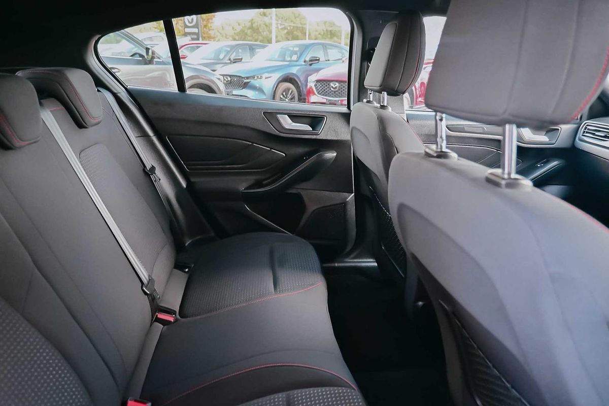 2019 Ford Focus ST-Line SA