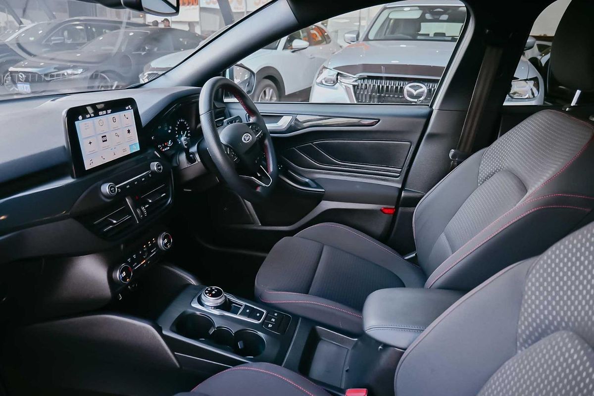2019 Ford Focus ST-Line SA