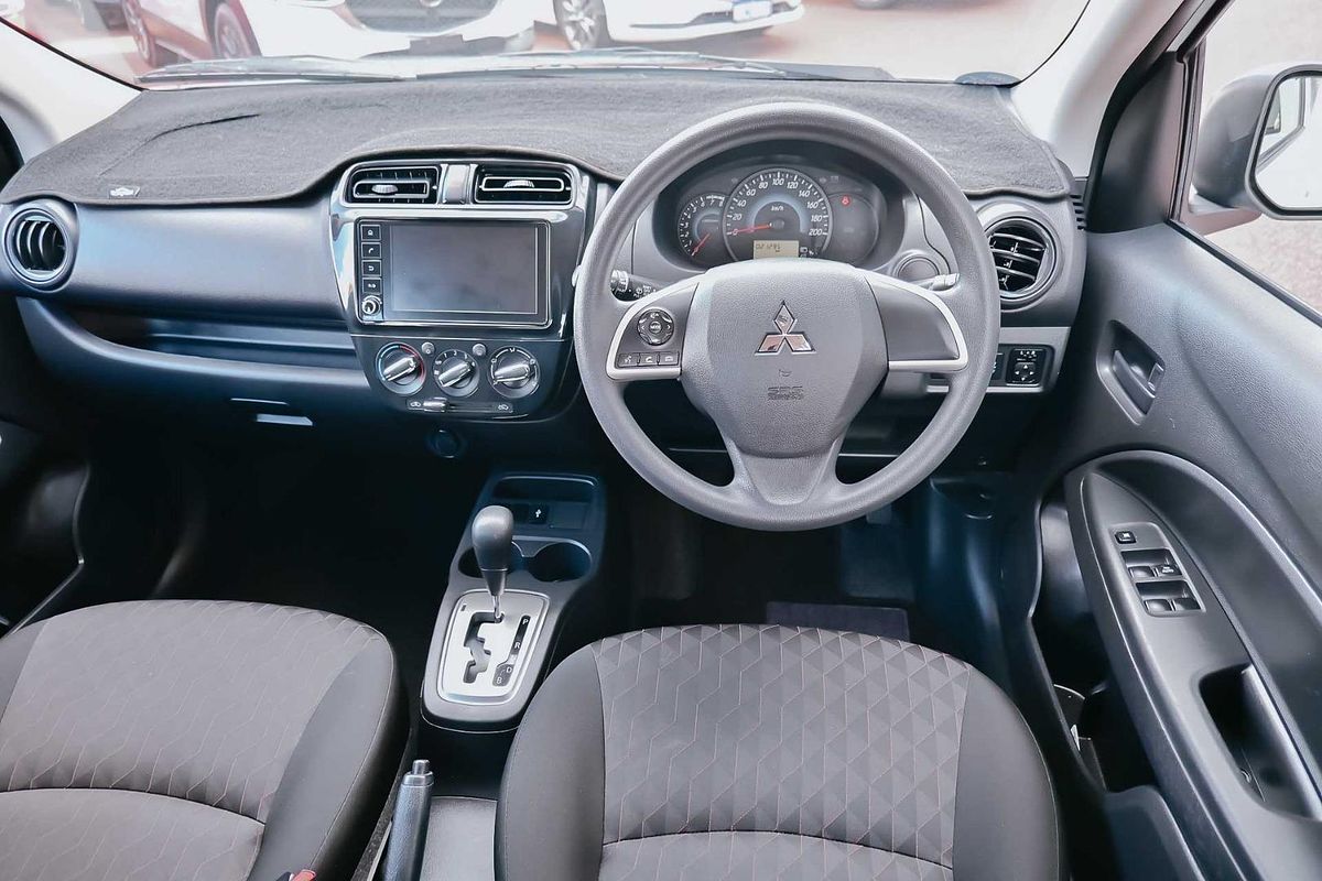 2021 Mitsubishi Mirage ES LB