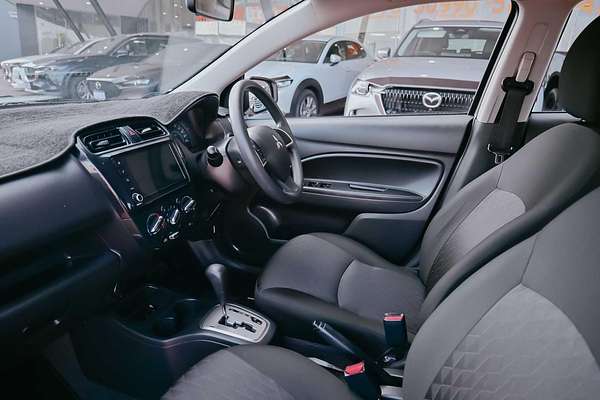 2021 Mitsubishi Mirage ES LB