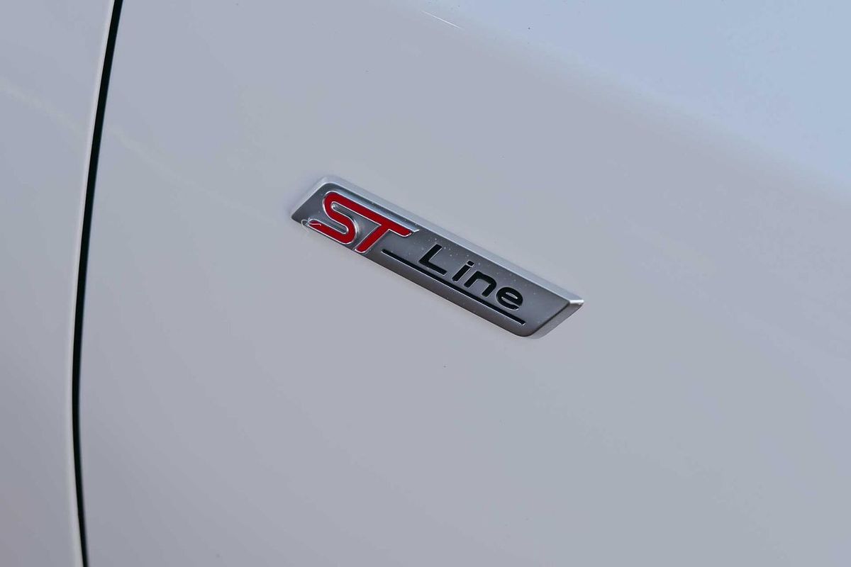 2019 Ford Focus ST-Line SA