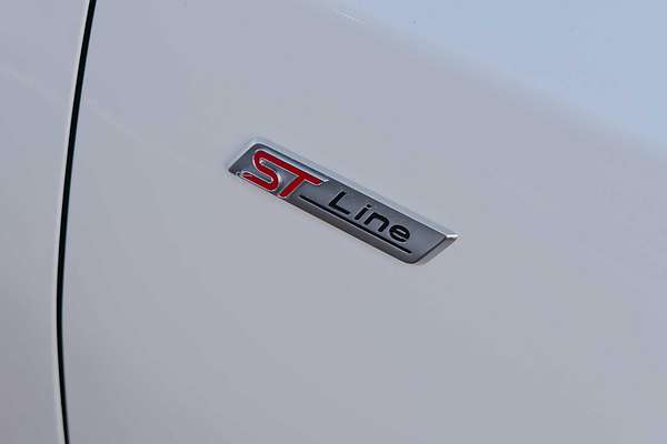 2019 Ford Focus ST-Line SA