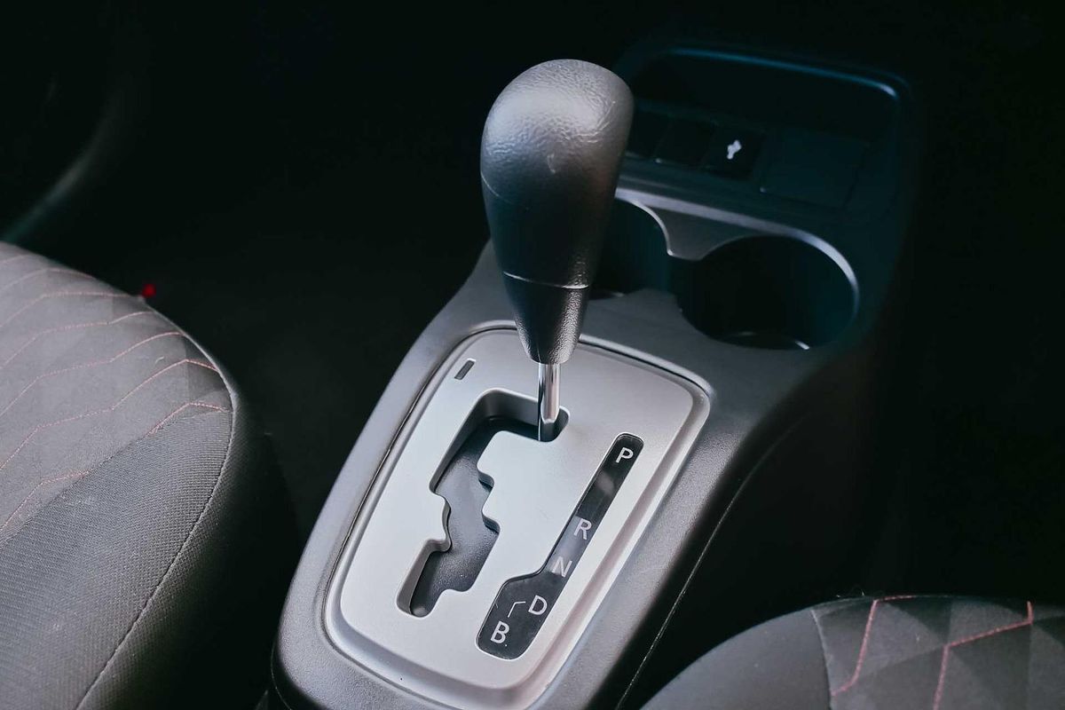 2021 Mitsubishi Mirage ES LB