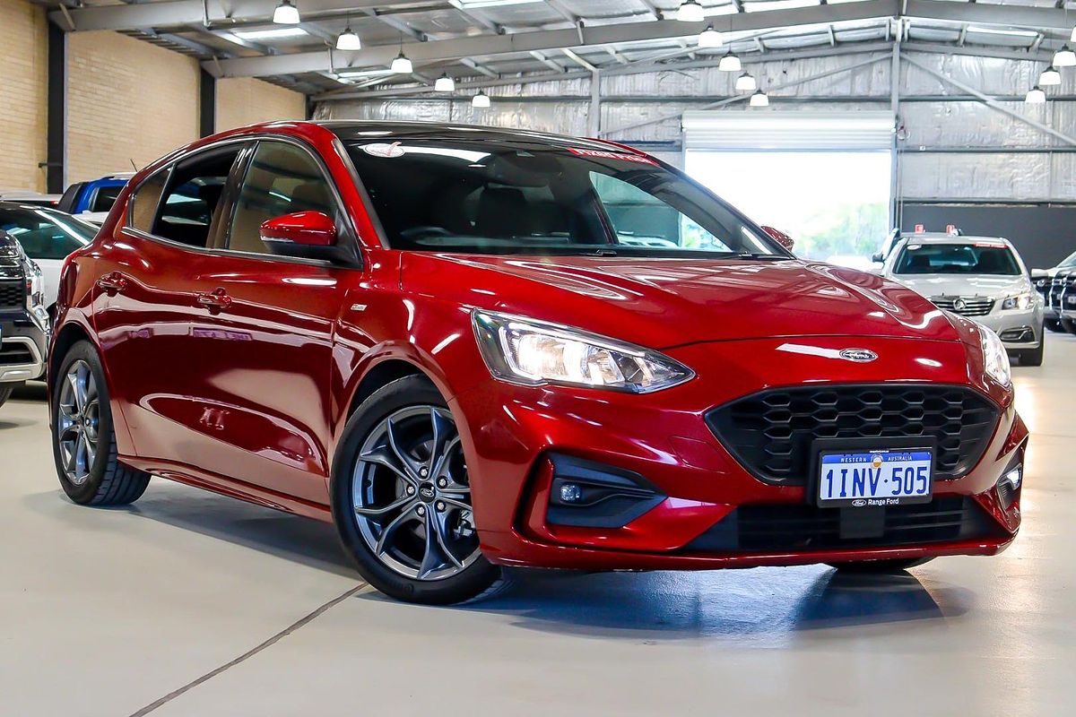 2018 Ford Focus ST-Line SA