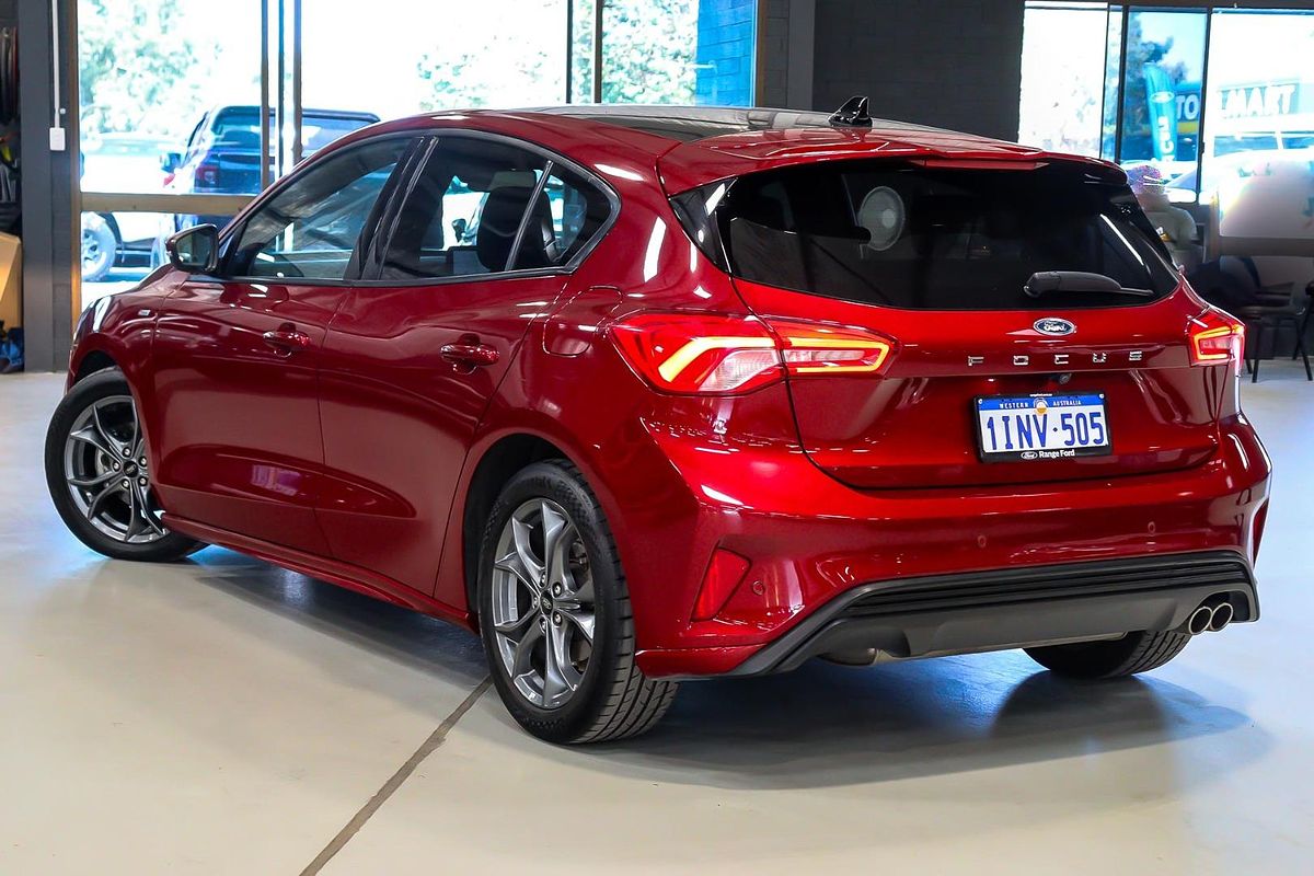 2018 Ford Focus ST-Line SA