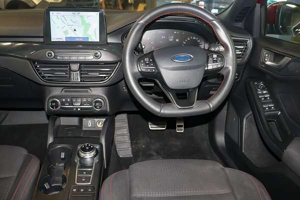 2018 Ford Focus ST-Line SA