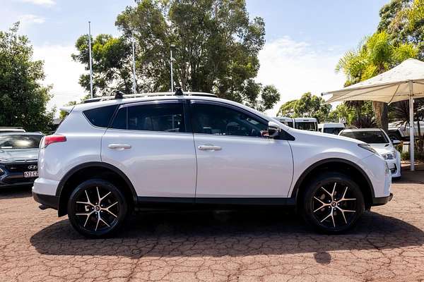 2017 Toyota RAV4 GXL ASA44R