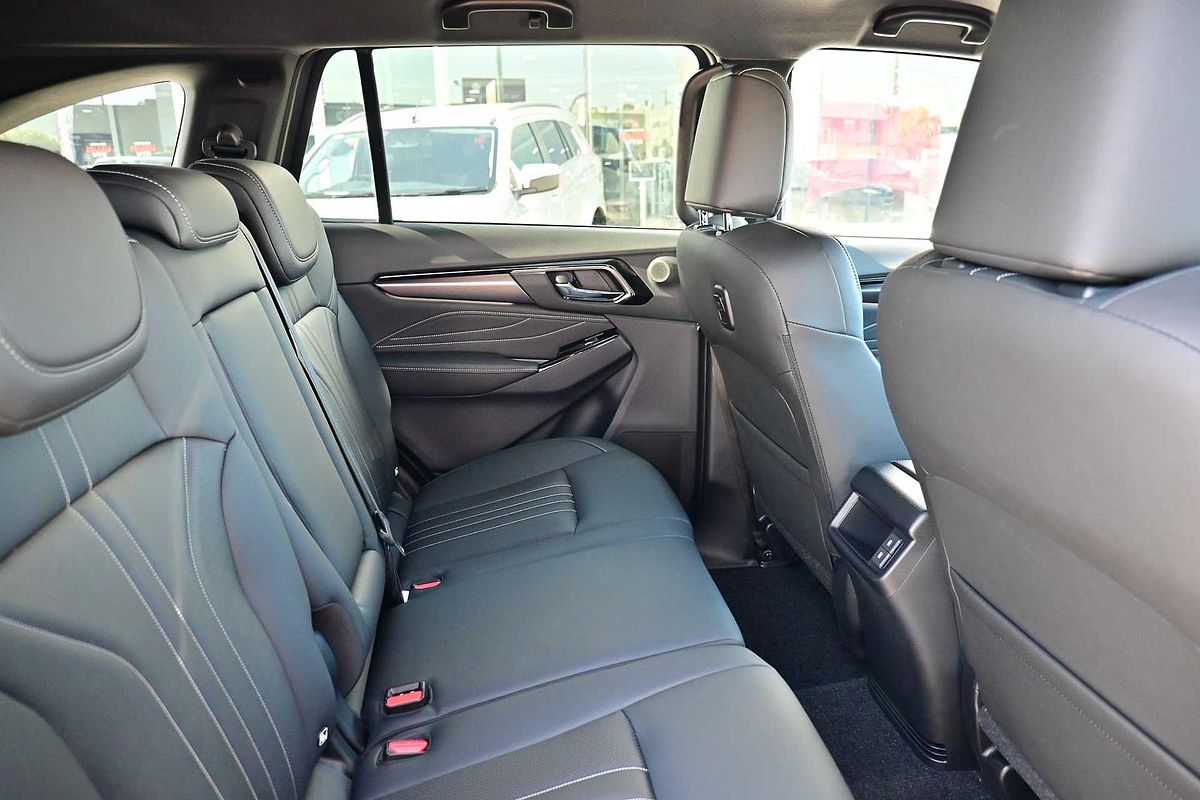 2025 Isuzu MU-X