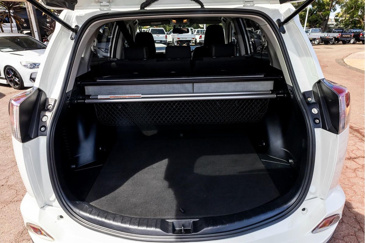 2017 Toyota RAV4 GXL ASA44R