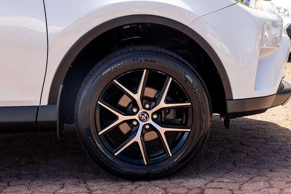 2017 Toyota RAV4 GXL ASA44R