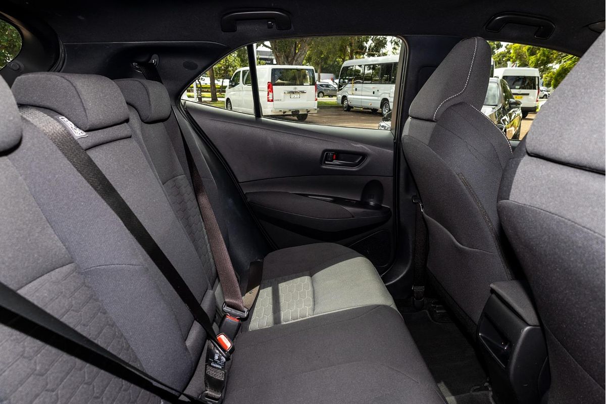 2022 Toyota Corolla Ascent Sport Hybrid ZWE211R