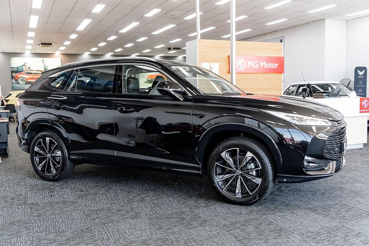 2024 MG HS Excite AS33