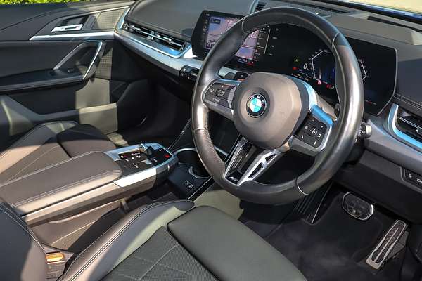 2023 BMW X1 xDrive20i U11