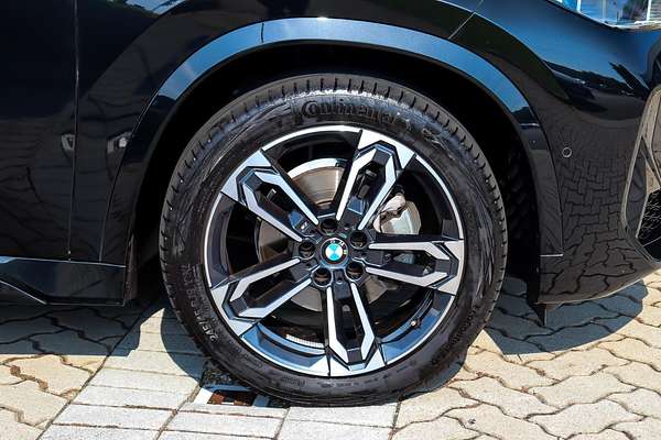 2023 BMW X1 xDrive20i U11