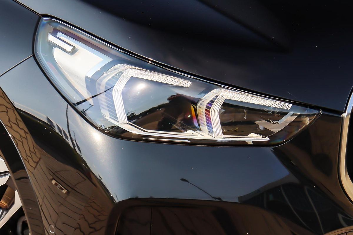 2023 BMW X1 xDrive20i U11