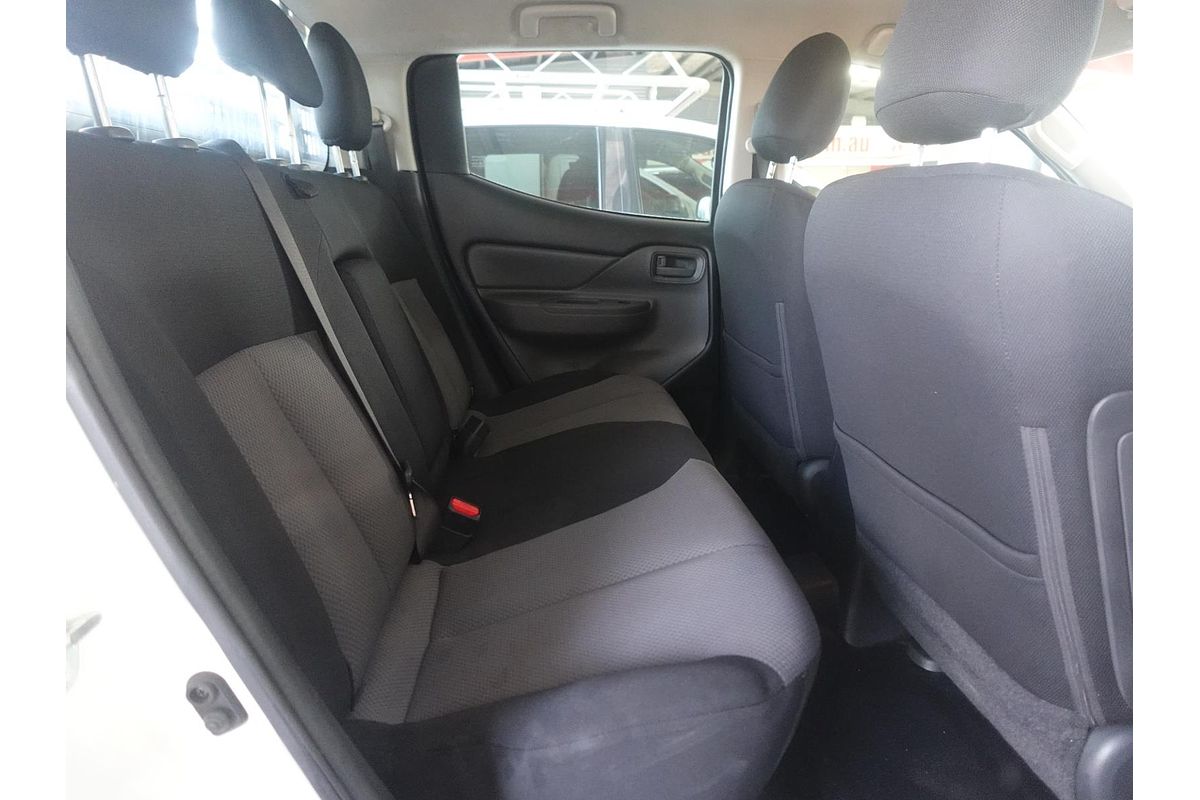 2018 Mitsubishi Triton GLX MQ 4X4