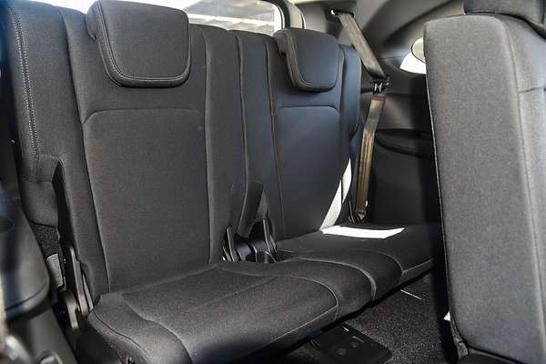 2025 Isuzu MU-X LS-M