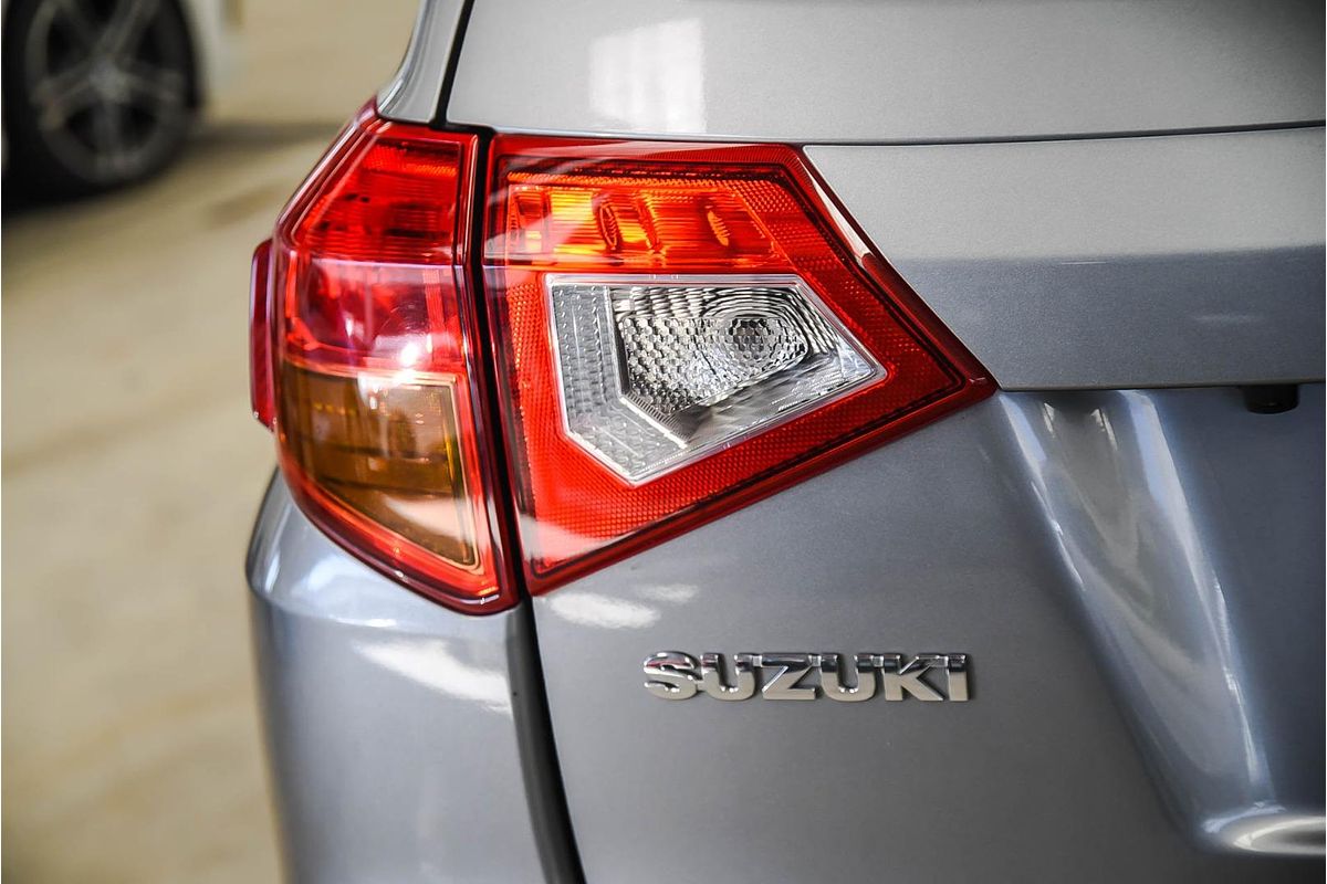2017 Suzuki Vitara S Turbo LY