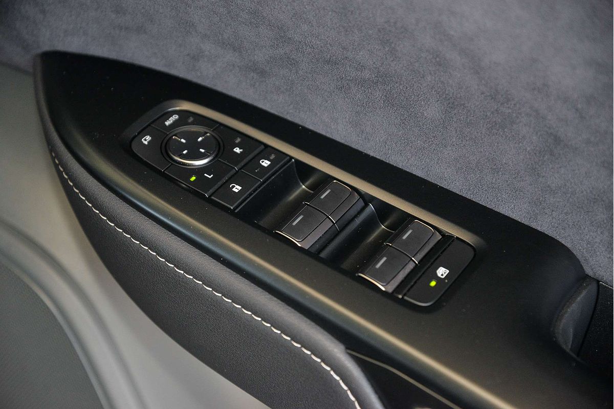 2023 Lexus RZ RZ450e Sports Luxury XEBM15R