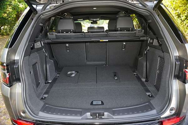 2024 Land Rover Discovery Sport P250 Dynamic SE L550