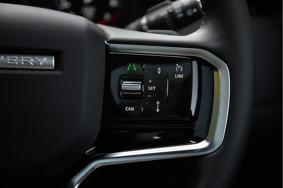 2024 Land Rover Discovery Sport P250 Dynamic SE L550