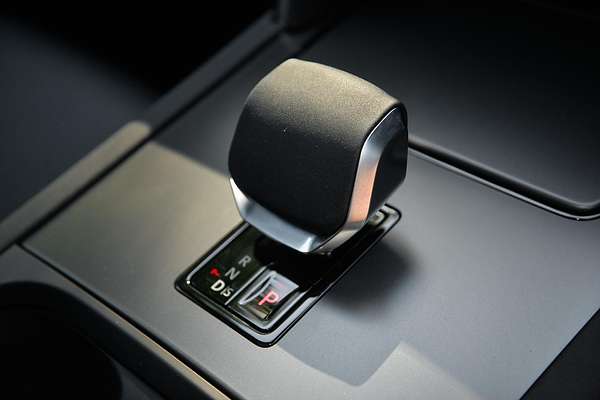 2024 Land Rover Discovery Sport P250 Dynamic SE L550