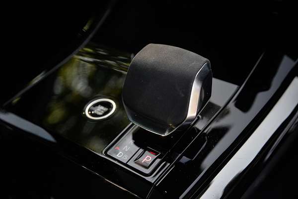 2024 Land Rover Range Rover Sport D300 Dynamic SE L461