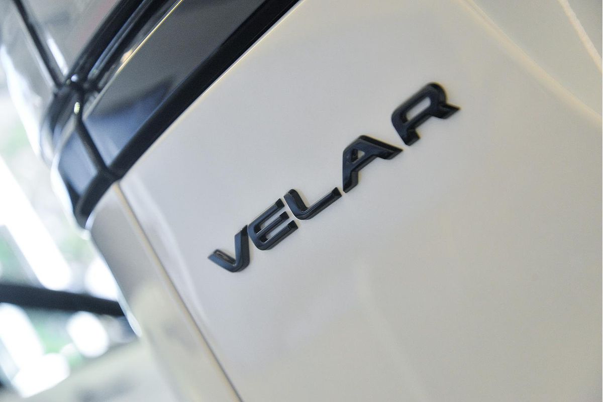 2024 Land Rover Range Rover Velar P250 Dynamic SE L560