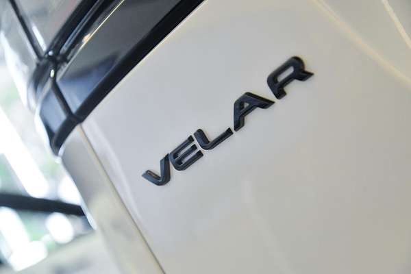 2024 Land Rover Range Rover Velar P250 Dynamic SE L560
